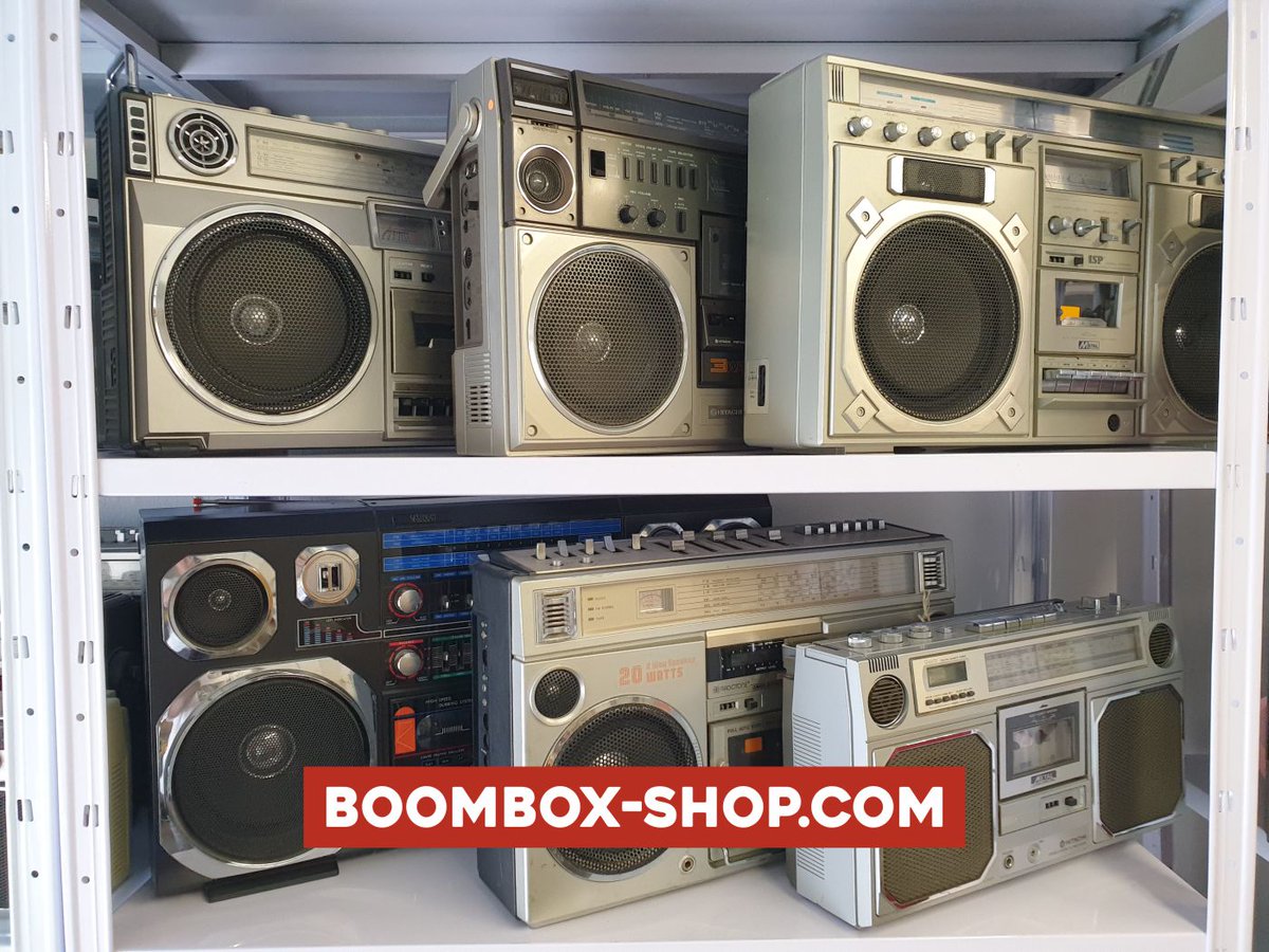 80sBoombox's tweet photo. https://t.co/v5nFkN6qYR Visit us in our new Boombox-Shop in Zurich - Switzerland.
With us you can choose from many wonderful vintage boom boxes!

#Boombox #80sBoombox #Ghettoblaster #80s #70s  #Vintage #Retro #Oldstyle #Oldschool #Music #HipHop  #Zurich #Zürich #Switzerland https://t.co/tfnYe3WL8d