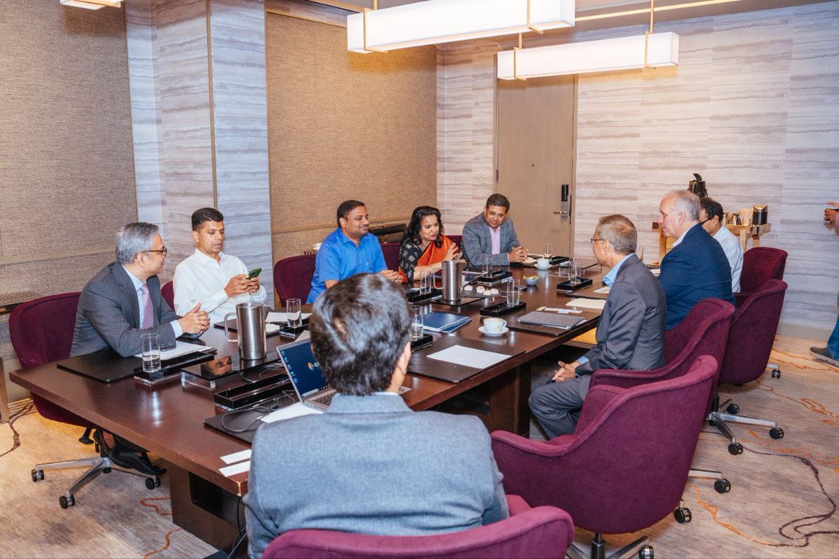 MoSarkar5T's tweet photo. A delegation from #Odisha Govt during the United States visit discussed with top Silicon Valley industry leaders. Many large IT &amp; Semicon MNCs including @Integreon, @celonaio, Global HDI PCB Manufacturing Inc, expressed their investment intention in Odisha during the discussions. https://t.co/rw9LRYhhJF