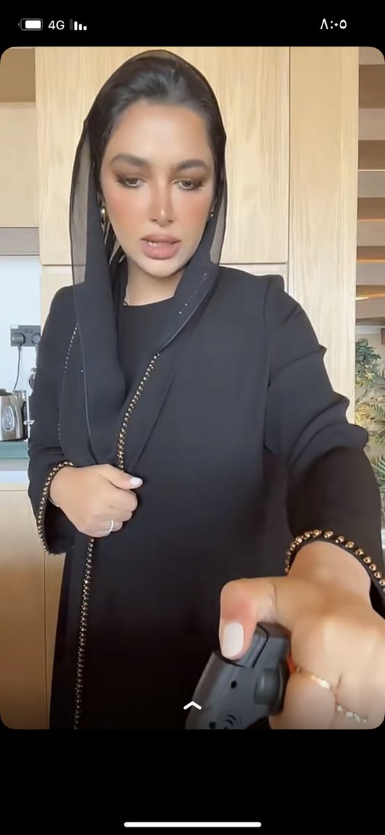 lady_B64's tweet photo. عباية نجلاء الودعاني اسرتننننننني ماقالت من وين😭 https://t.co/t8w7tvseX8
