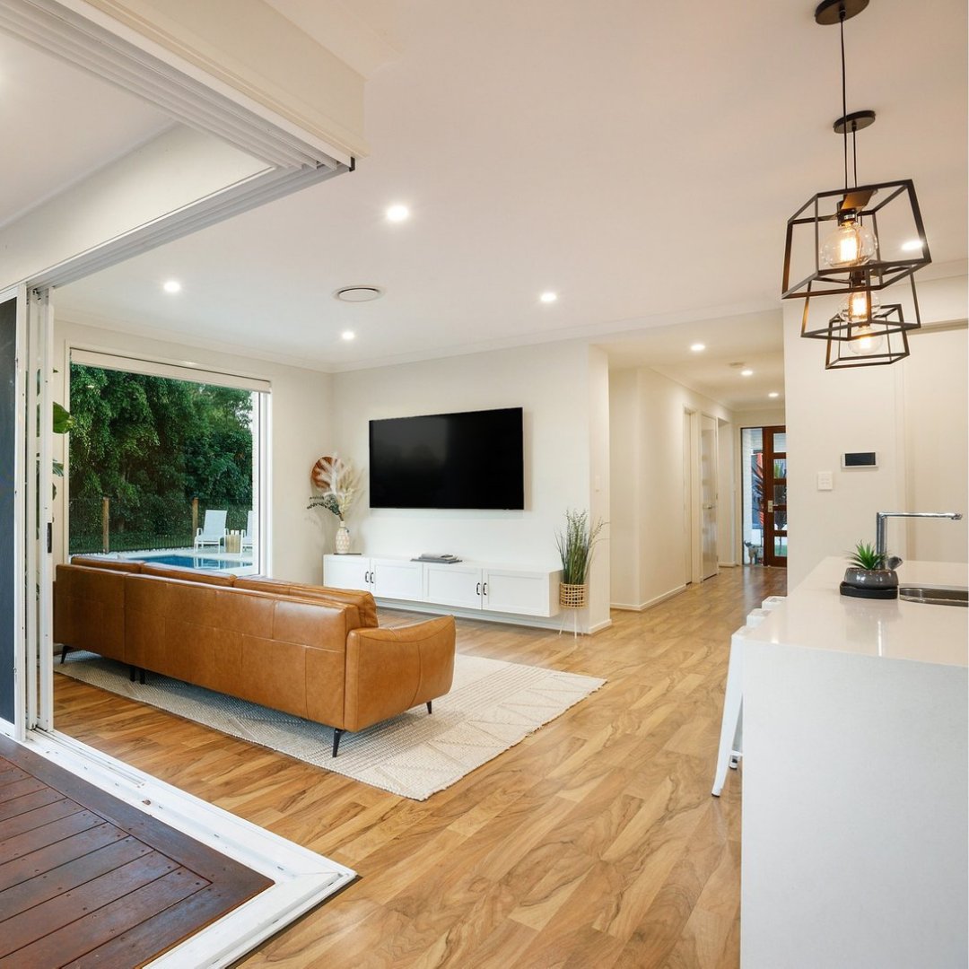 PRDAustralia's tweet image. UNDER OFFER | 🛏️ 5 🚿 3 🚗 2

Now is your chance to Sell Smarter and get an appraisal from the PRD Ashmore team, experts in the local market.
📍 #Carrara #QLD

Contact PRD Ashmore or visit the link in bio to Sell Smarter.

#SellSmarter  #PropertyAppraisal #QLDProperties