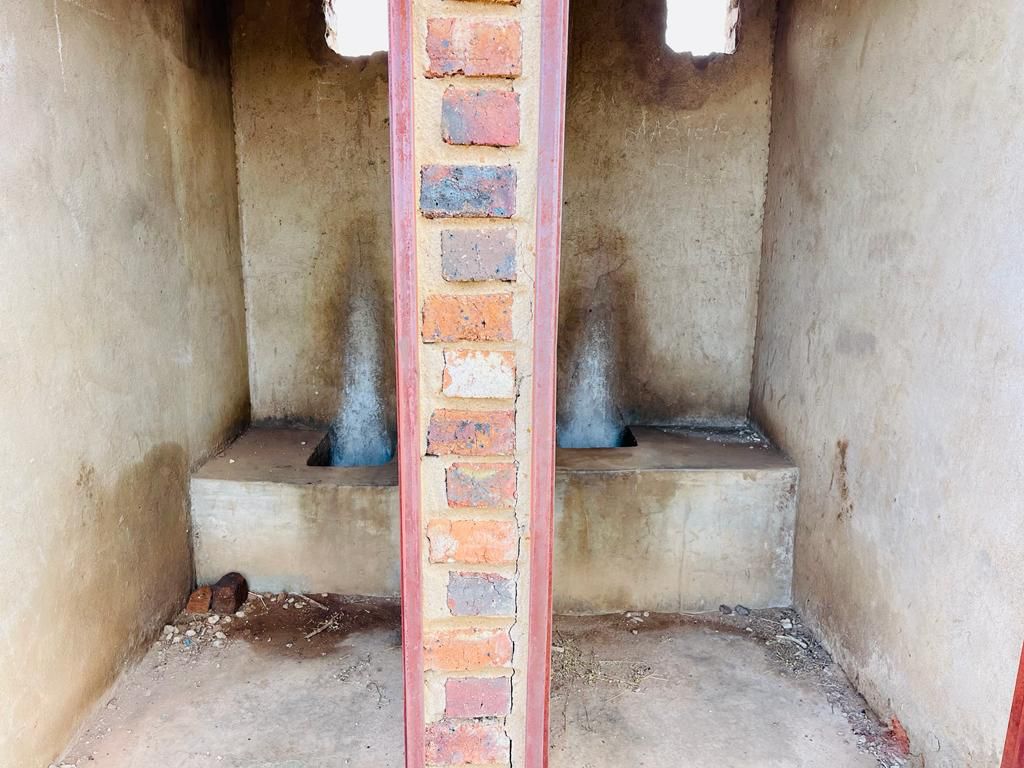 Our_DA's tweet photo. The DA's #EndSchoolPitToilets oversight continued in Limpopo. 
Shockingly, at Nkota Secondary School, 209 learners and 18 staff members are forced to share ten pit toilets that haven't had any maintenance from the Department of Basic Education.

➡ https://t.co/FMWHrnNYEy https://t.co/n1ybiEljSL