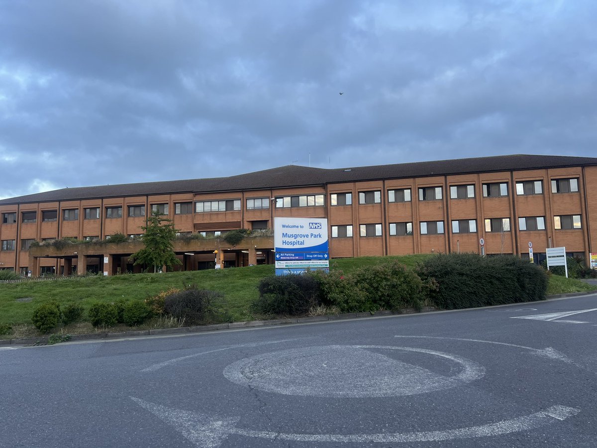 Bassem Amr AFHEA, MD, FRCS tweet media