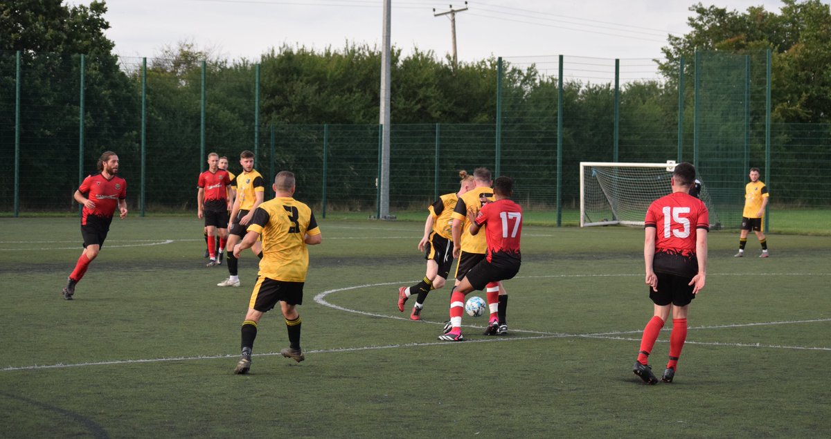 FcRansomes's tweet photo. We manage to regain the Dave Deacon Memorial Trophy after defeating holders @BrobFc in an entertaining goal fest of a game last night. 🔴⚫️ https://t.co/2JBso4qnRd