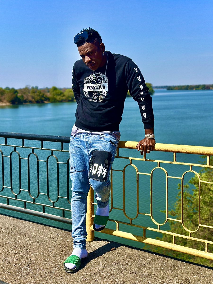 Richbizzy's tweet photo. Good morning https://t.co/OF2TDiNf7u