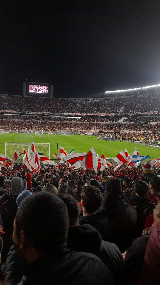 saucemarti's tweet photo. yo te quiero river plate https://t.co/eirxLIIRjZ