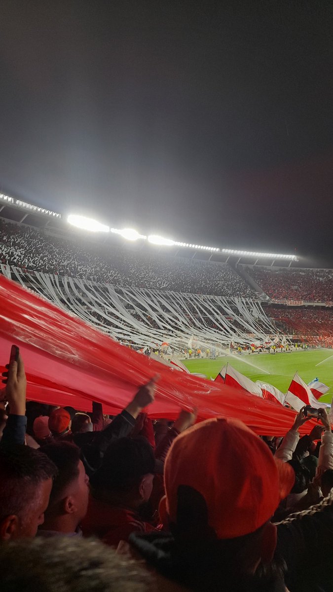 saucemarti's tweet photo. yo te quiero river plate https://t.co/eirxLIIRjZ