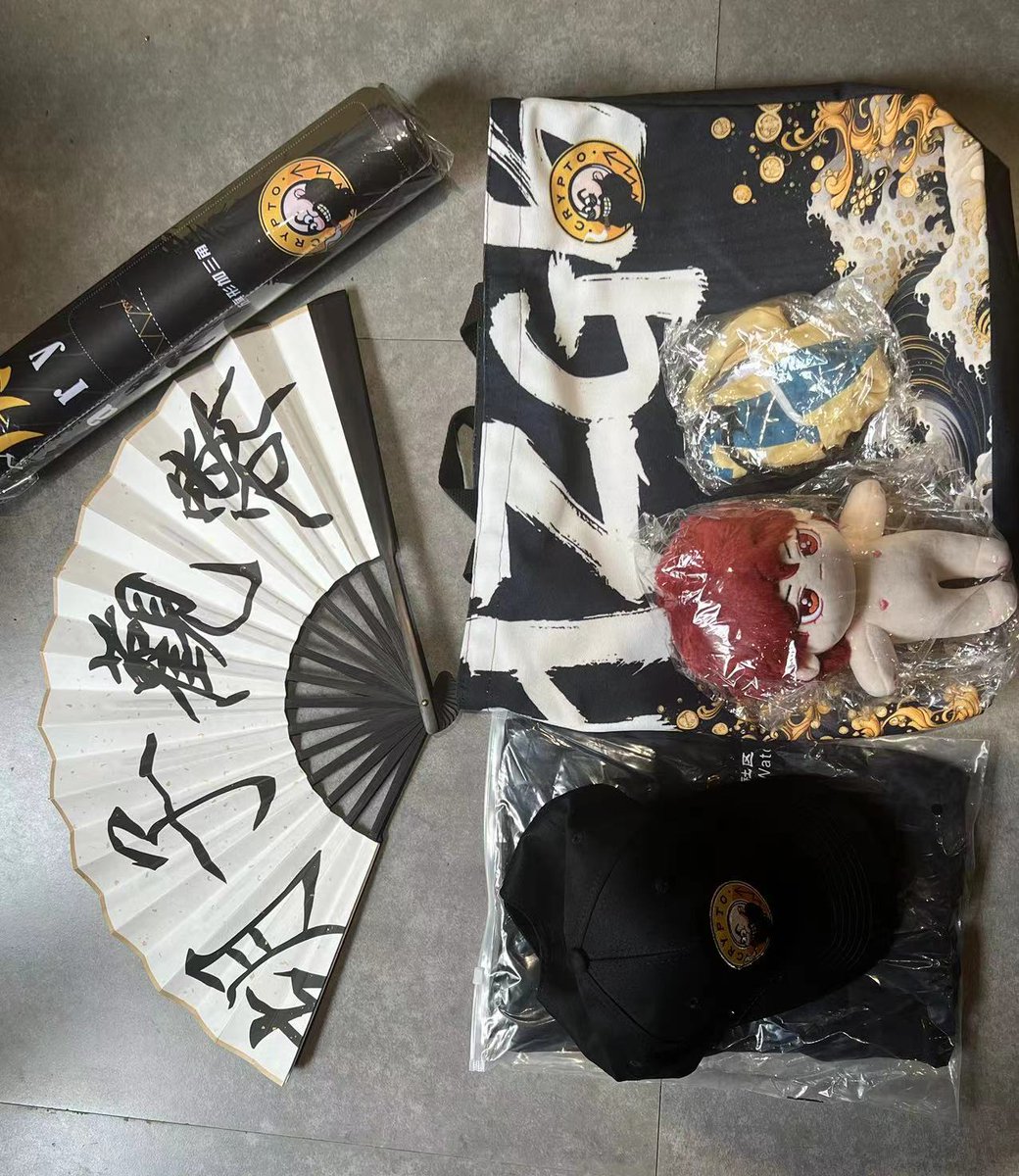 活动现场一切就绪。每处细节都饱含着社区成员的心意。无论潮起潮落，牛市或熊市，胡子社区永远有一批可爱的人在以梦为马，迈着扎实的步伐共同前行！

#胡子社区四周年  #活动现场直击