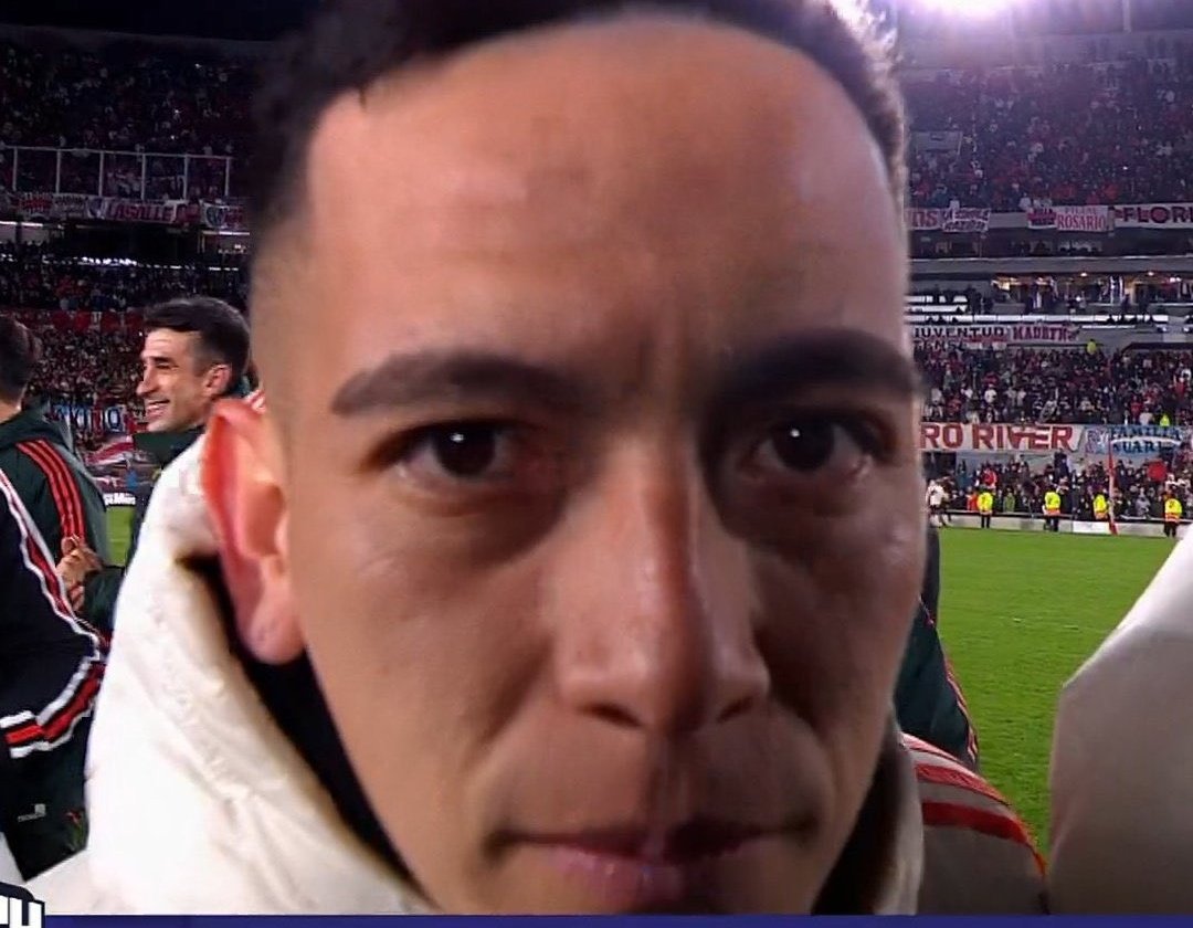 Si a vos te estamos mirando bostero culo roto , River campeón