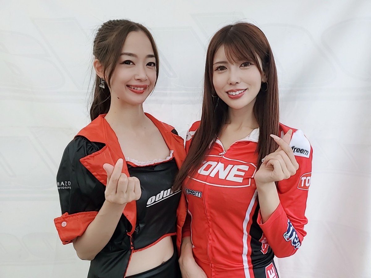 pulama_official's tweet photo. #オートポリス #S耐
#OVERDIVE
#ハーテリーデライトギャルズ
#仁美 (@Hitomin_0122 )
#丹内芽衣(@mei_tannai )
65号車 22番ピット❤️🖤
よろしくお願い致します!
#odula #65号車
#RQ #supertaikyu #レースクイーン https://t.co/dQxNk3PRSV