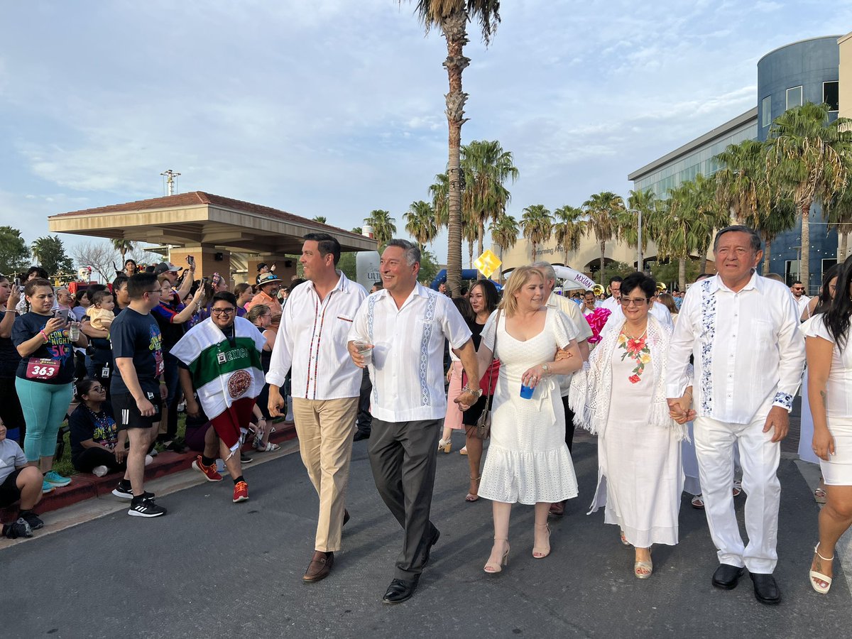 CityofMcAllen's tweet photo. City officials walk the Calenda parade with the Puerto Vallarta delegation kicking off the MXLAN festival 💃🏻🌺 https://t.co/ercePg9zbT