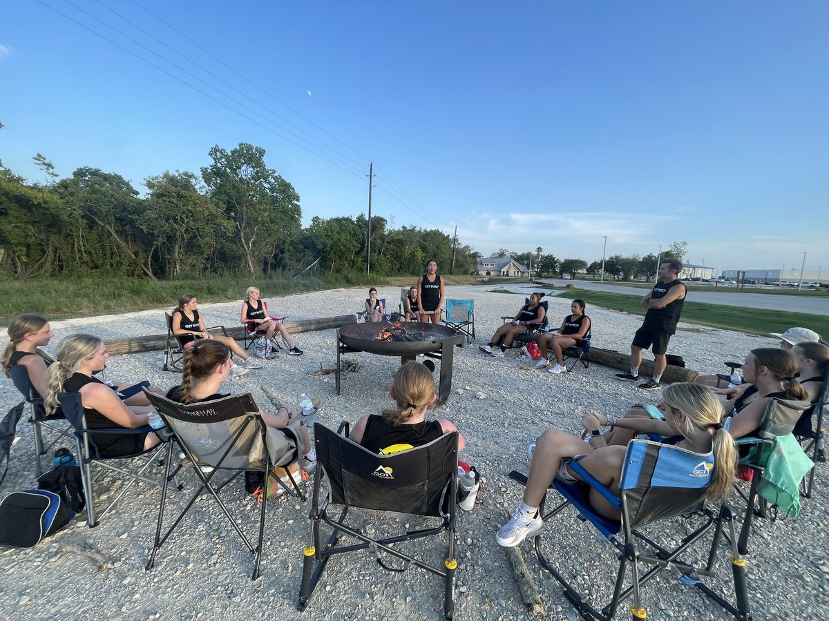 Barbers Hill Volleyball tweet media