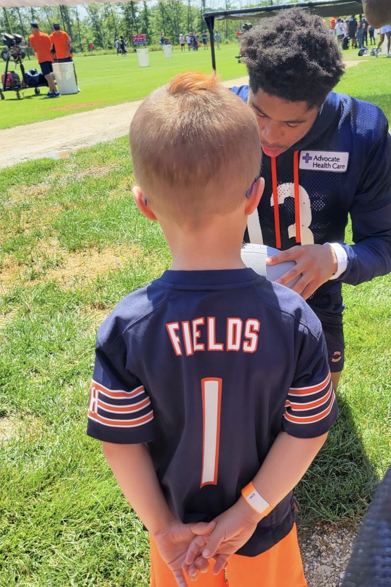 <a href="/TheTylerScott/">Tyler Scott</a> Thanks for making Aiden’s day! He was so excited to meet you! #BearDown