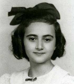 AuschwitzMuseum's tweet image. 29 July 1926 | An Italian Jewish girl, Lauretta Leoni, was born in Rome. 

She was deported to #Auschwitz. She did not survive.