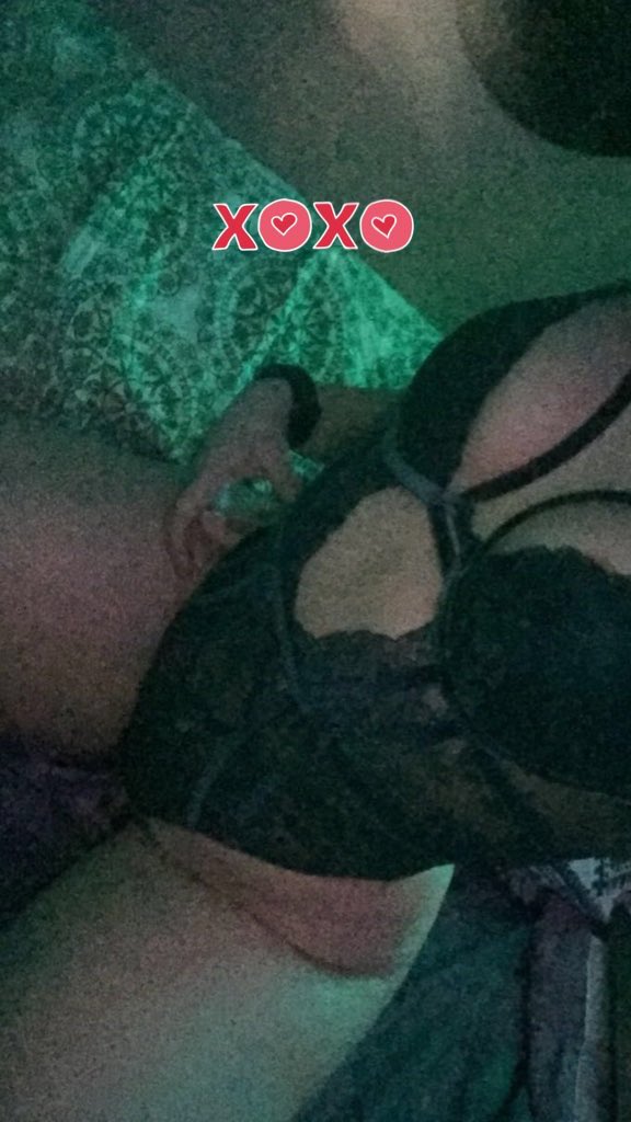 urbaegaby's tweet photo. Who likes the fit? #nsfwtwt #mommy #ddlg #horny #esex #sext #selling https://t.co/IAJvkJ1rYB