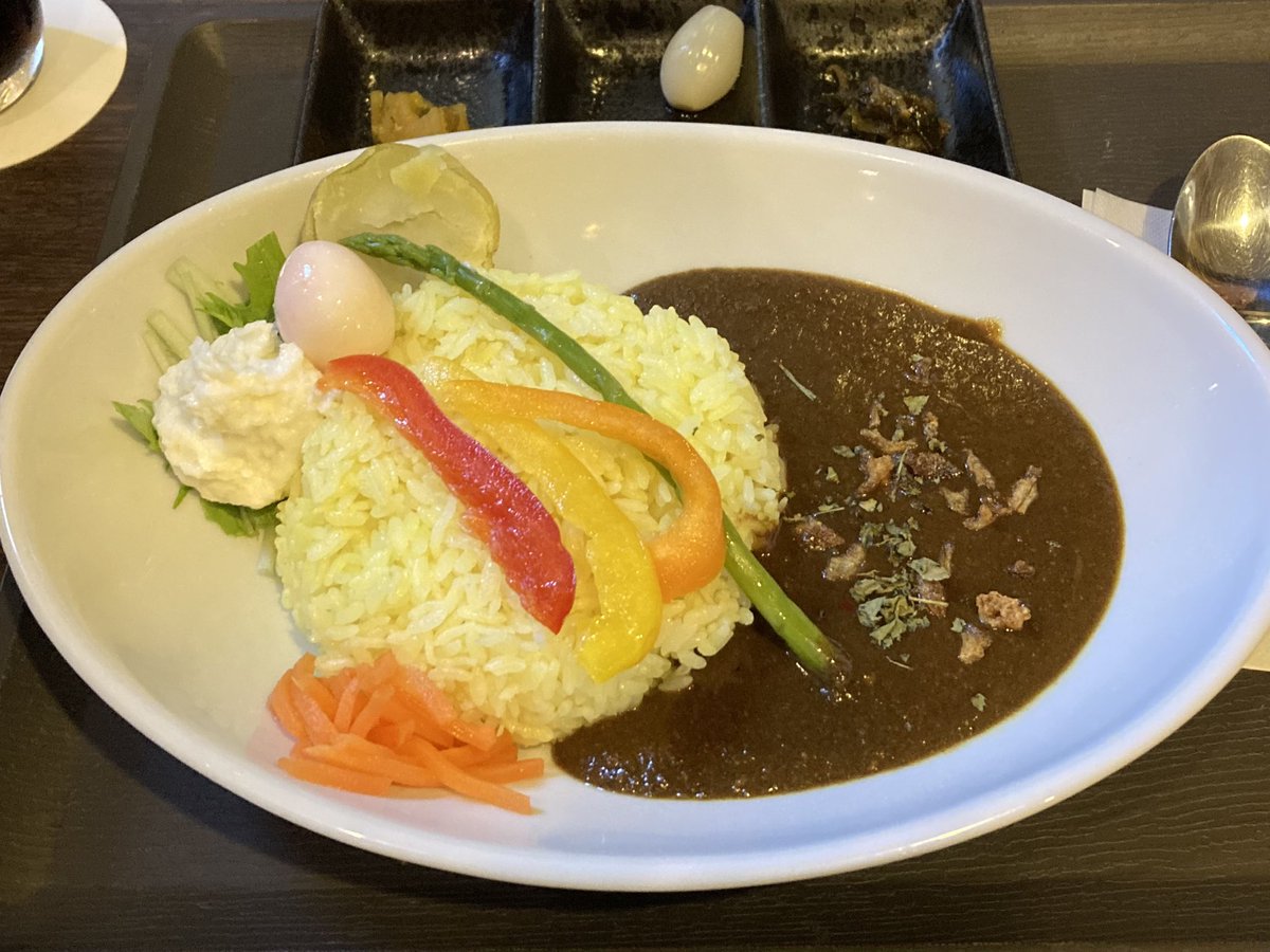 o_k_m_t_b's tweet photo. この日を待ち焦がれていた。
遂にこの日が来た。
時は来た！
祝復活！！(期間限定)
YKAMYO(やどや 辛うま 安定 めがったYOの略)
#宿屋つばき
#スパイシーカレー専門店
#スパイシーカレー
#辛2
#めがったYO
#浅虫温泉 
#ASMSONSN
#浅虫温泉宿屋つばき
#時は来た https://t.co/eXWi6R4X21