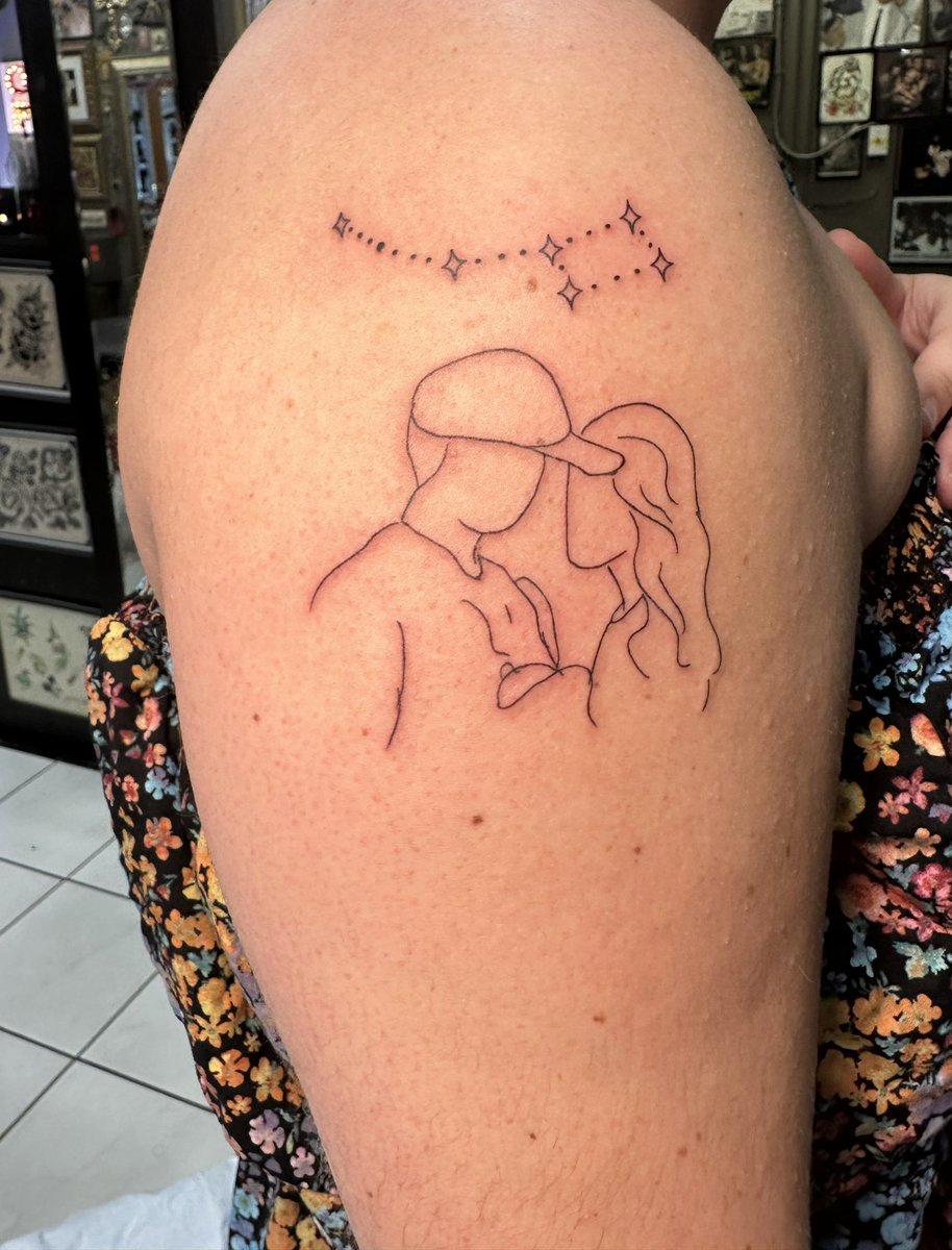 julsvandy's tweet photo. Forever reminder of our first dance song plus the Little Dipper I’ve been wanting since we started dating🥰 ily @gtvd21 and also @QuinnXCII https://t.co/Br4rl9Lp9k