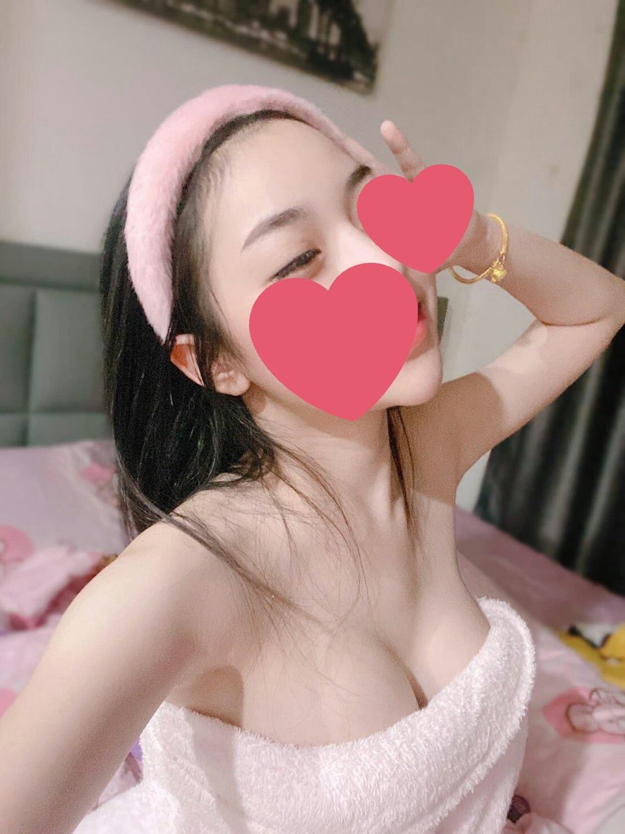 fahanna65fg's tweet photo. แอดไลน์ 📲 fahh289 🚩

#รับงานลาดพร้าว 
#รับงานห้วยขวาง
#รับงานพระราม9

💋นักศึกษาเพิ่งมารับงานค่ะ😉
💋ตัวเล็กอุ้มง่าย เล่นได้ทุกท่า😚 https://t.co/5hoBlz9llg