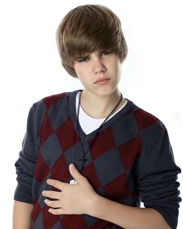 Justin Bieber: // T3ddy:
<a href="/t3ddyyyyy/">T3ddy</a>