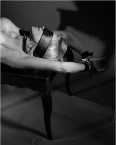 DeaDiaV's tweet photo. 🖤Blindfolds🖤 https://t.co/FkHFbRGZZQ