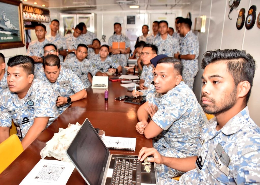 Royal Malaysian Navy tweet media