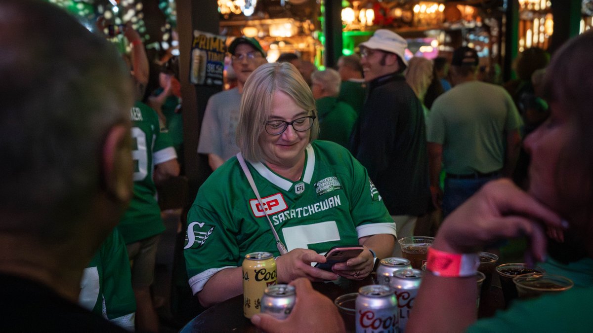 sskroughriders's tweet photo. Havin' a time on the east coast!

#ALLINGREEN https://t.co/EUhIsdD4eX