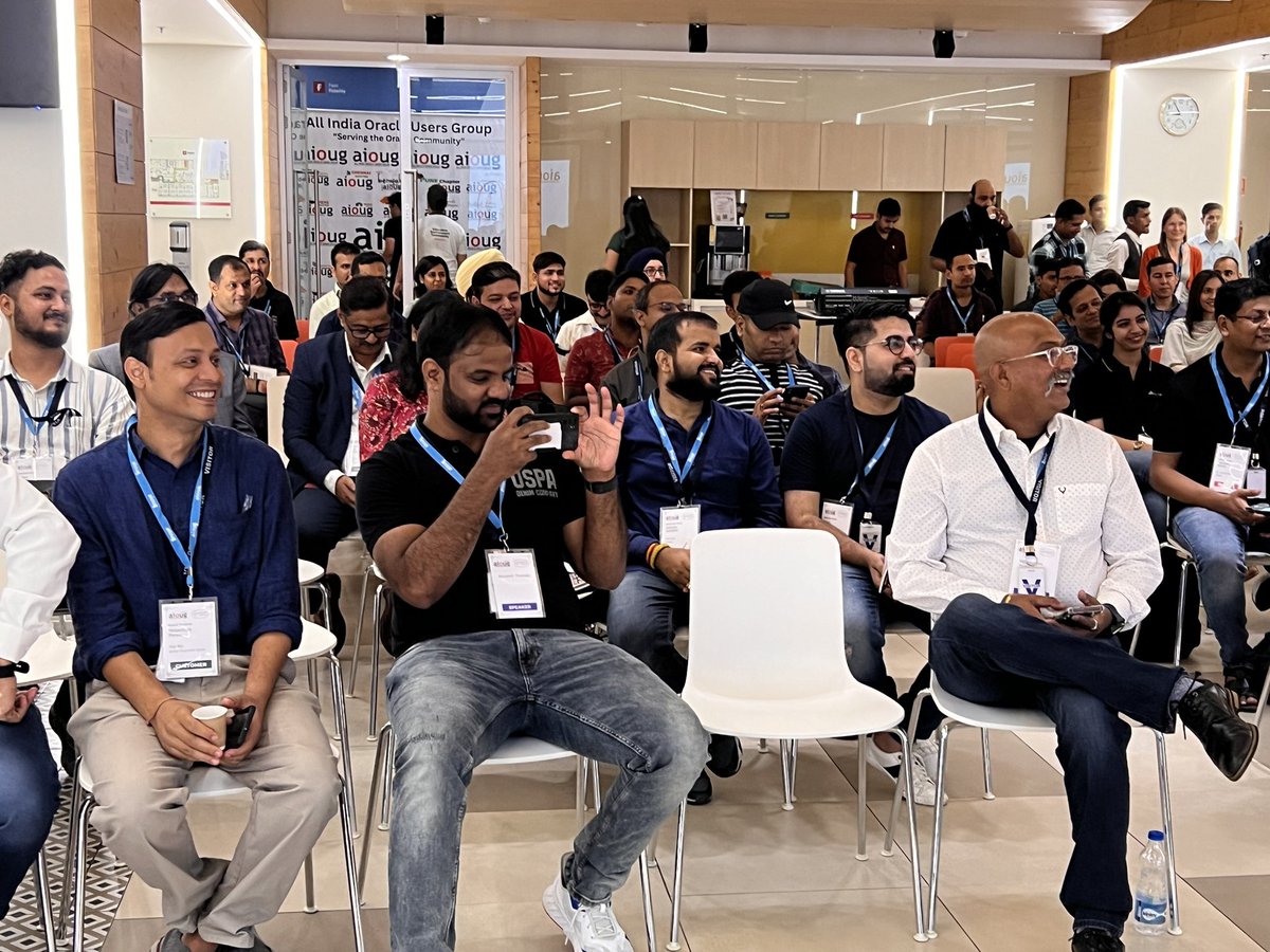 sandeshr's tweet image. @sai_penumuru kicks off  #Gurugram #aioug #OCYatra2023
aioug.org/ocyatra #Delhi @AIOUG  @aioug_NorthIn @oracleace @oracleugs