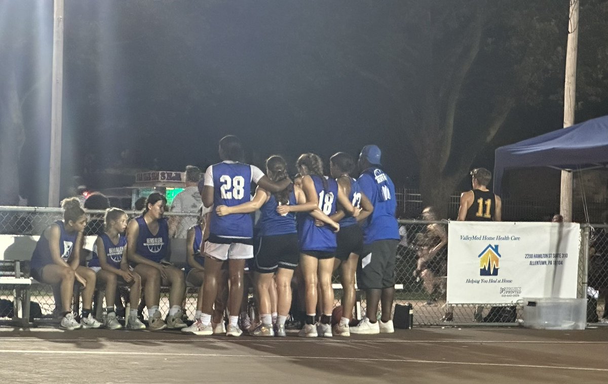 FRIDAY NIGHT LIGHTS VIBES!! Owls move to 2-0 with a 33-18 win over Freedom. SR guard/forward duo of <a href="/AmberHoward2024/">Amber Howard</a> &amp; <a href="/_kenzkramer/">Mackenzie Kramer</a> was fun to watch! TEAM TOGETHER! Last game of pool play tomorrow morning 10:30am VS Allen. Come watch <a href="/CoachRonMorris/">Ron Morris</a> will buy you a burger! 🦉🏀💙