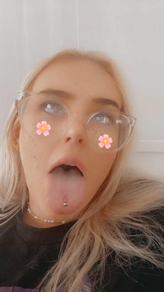 who gonna get licked rn