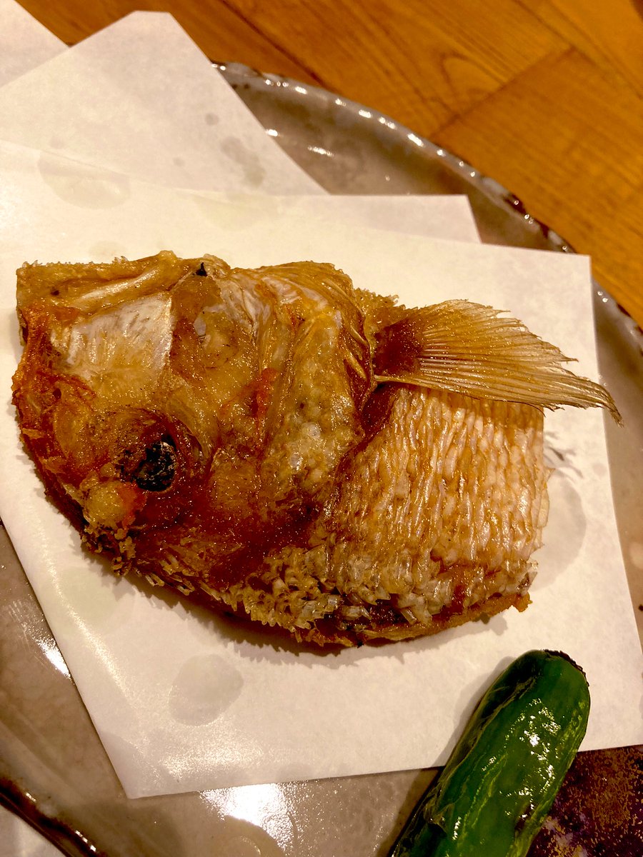 snic3241's tweet photo. #田舎暮らし 。経営者にお寿司に連れてってもらいました。お寿司以上ににぎりの前に出る一品料理が好きです。やっぱり漁港近くの寿司は美味しいですね😋 https://t.co/SVDaNR66zn