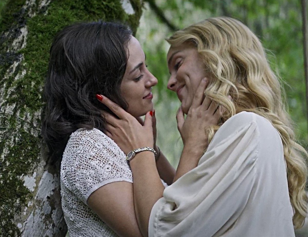 queengabs88's tweet photo. My whole personality turning into “Spanish lesbians,” “time travel lesbians,” and “ncis/fbi lesbians.” There might be a pattern here 
#Luimelia #Kacy #Avalance #Itzane https://t.co/sqEVU0ZVku