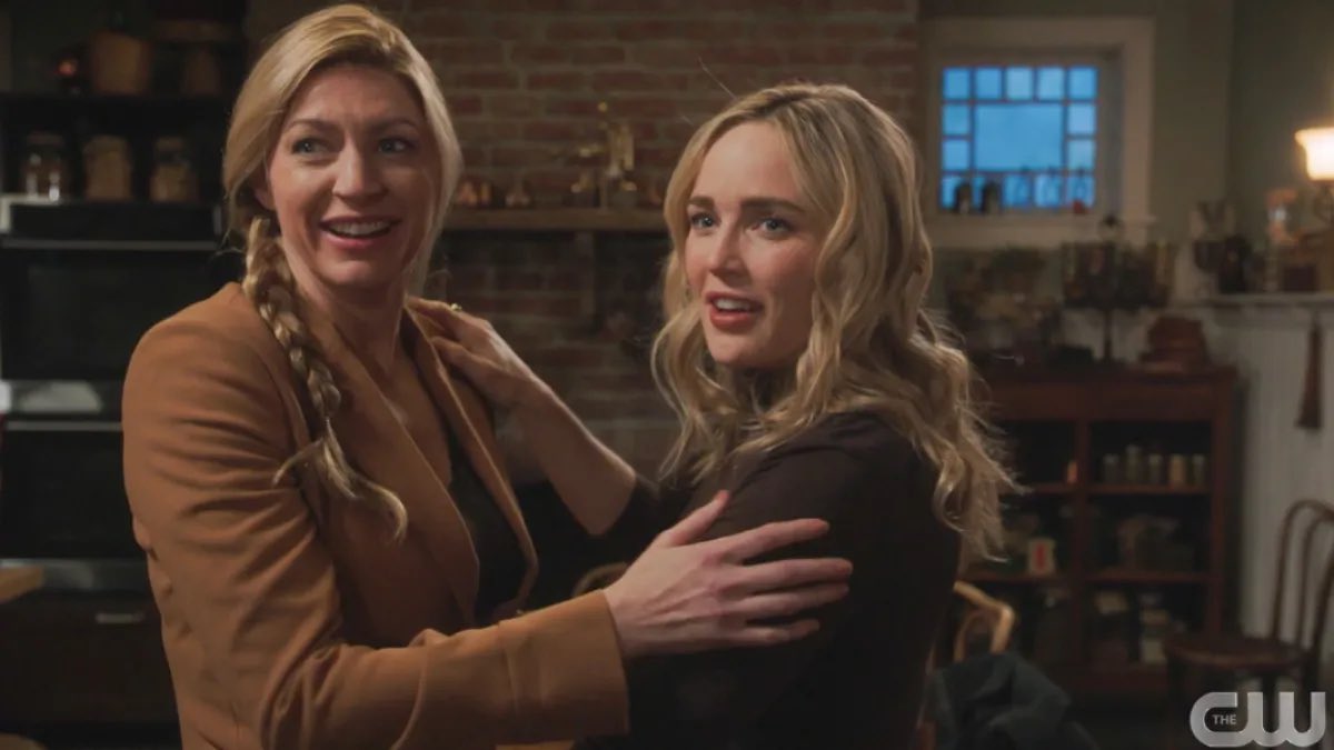 queengabs88's tweet photo. My whole personality turning into “Spanish lesbians,” “time travel lesbians,” and “ncis/fbi lesbians.” There might be a pattern here 
#Luimelia #Kacy #Avalance #Itzane https://t.co/sqEVU0ZVku