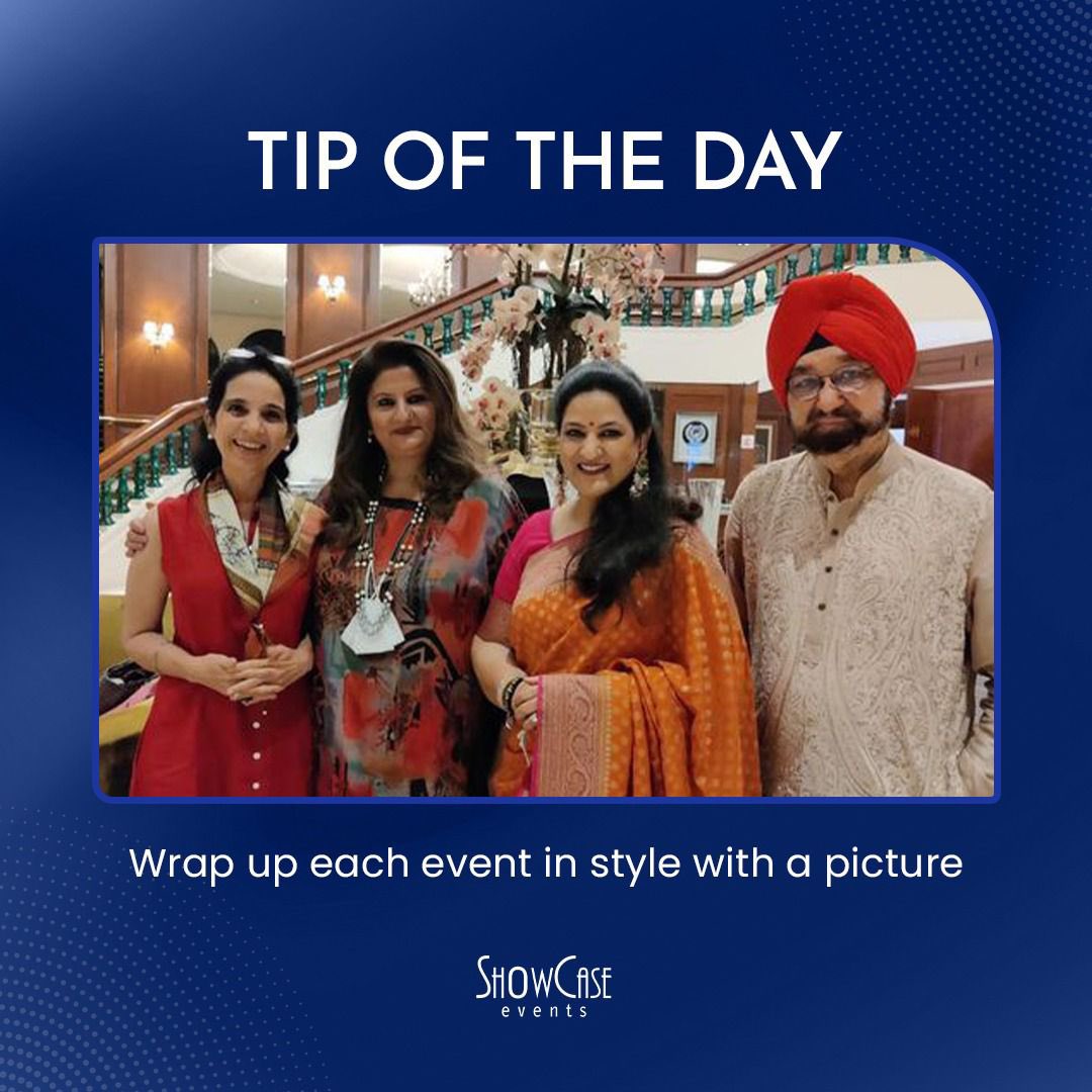 events_showcase's tweet image. A picture with the client, performers, host or guests always builds a personalised connection and leaves a lasting impression. 

#showcaseevents #eventtips #eventideas #eventplanners #eventpics #tipoftheday #tipandtricks
 #events #eventplanners #teamwork #teamcelebration