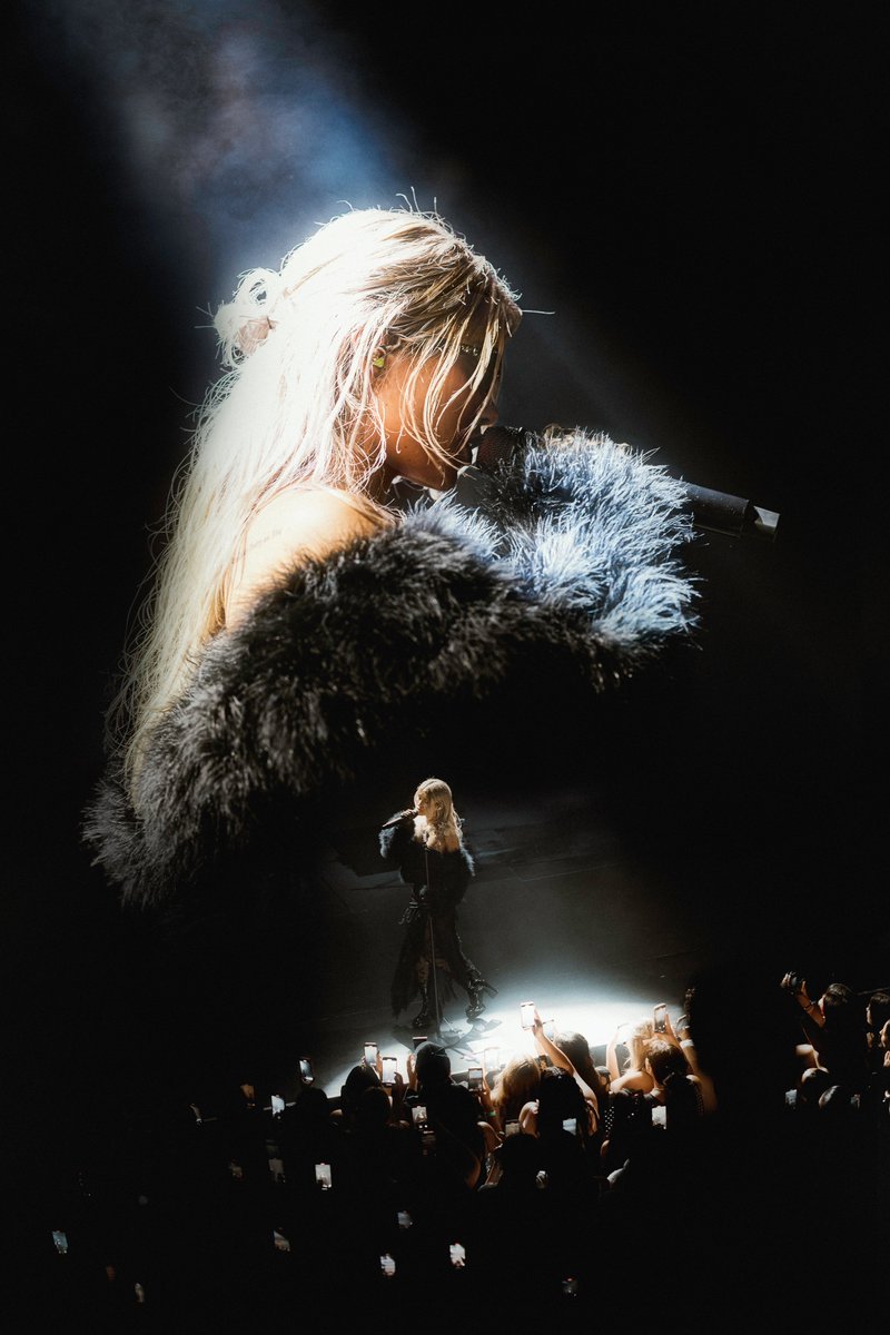 master chief tweet media