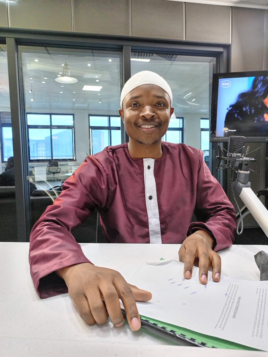 Radio Maisha (@radiomaisha) on Twitter photo Hujambo. Unasikiliza Nuru ya Lugha ukiwa wapi?
Tuelimishane;
Badala ya kusema mtoto 'amekunia'; Kwa Lugha ya heshima utasema mtoto ame___
#NuruYaLugha <a href="/vmulamaofficial/">Nahodha Victor Mulama</a> Hujambo. Unasikiliza Nuru ya Lugha ukiwa wapi?
Tuelimishane;
Badala ya kusema mtoto 'amekunia'; Kwa Lugha ya heshima utasema mtoto ame___
#NuruYaLugha <a href="/vmulamaofficial/">Nahodha Victor Mulama</a>