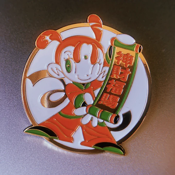 ピンバッジが届きました! 本日14時過ぎに持っていきます〜  #スーパー仙桃 本日も宜しくお願いします。 展示、オンラインショップ共に 7/30までです!  
