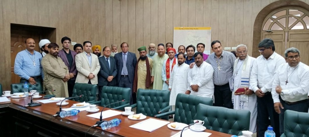 NCHR Member Minorities @manzoor_masih5 holds meeting with religious minorities to discuss issue of rising intolerance and steps to promote interfaith harmony.
