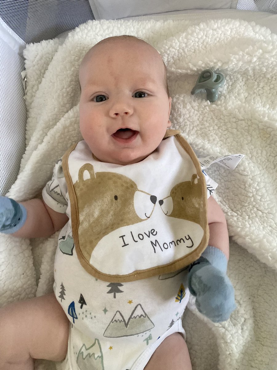 bridgetttboo's tweet photo. baby update because the days keep zoomin and i can’t believe my little chonk is almost 3 months old already 😭🫶🏻🧸 https://t.co/2MmIGUlNtX