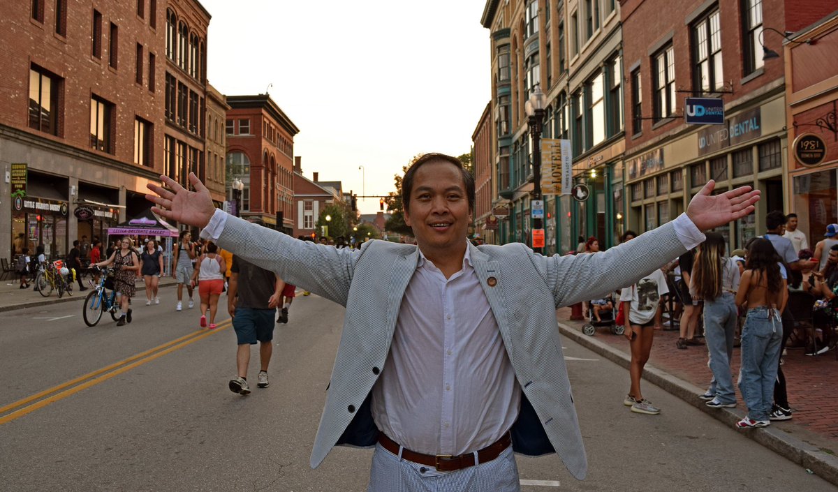 Robert Mills tweet media