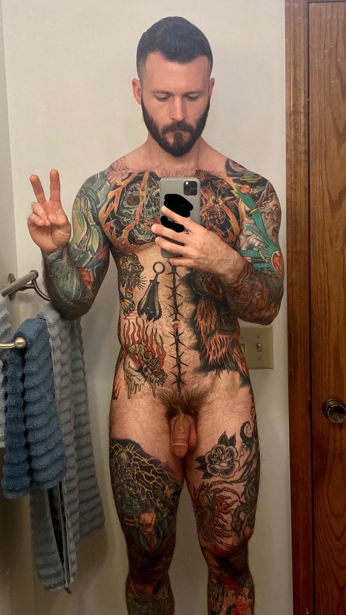 tattoo_fit's tweet photo. ✌🏻 https://t.co/G7HlWGUowo