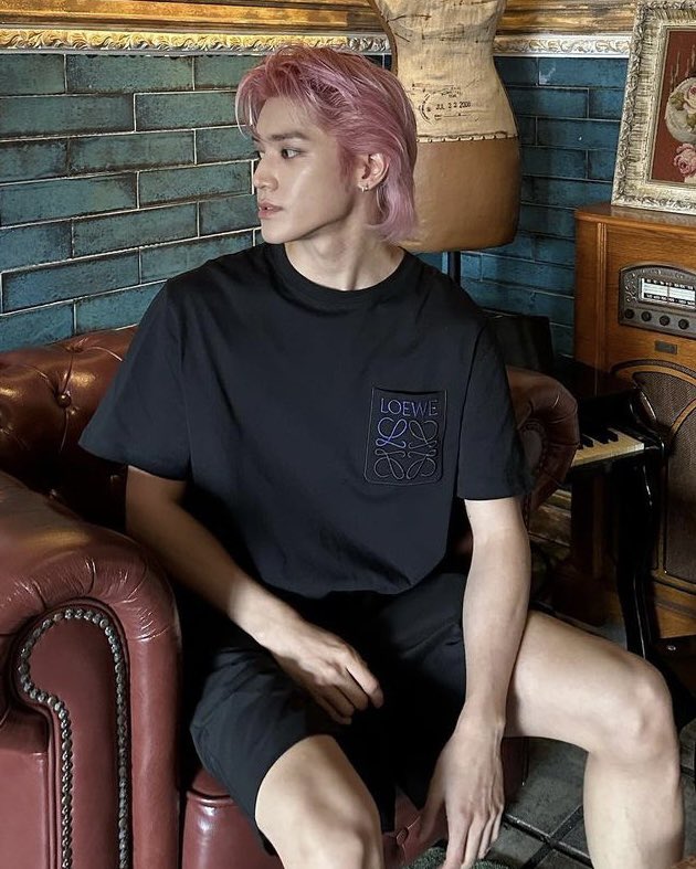for taeyong tweet media