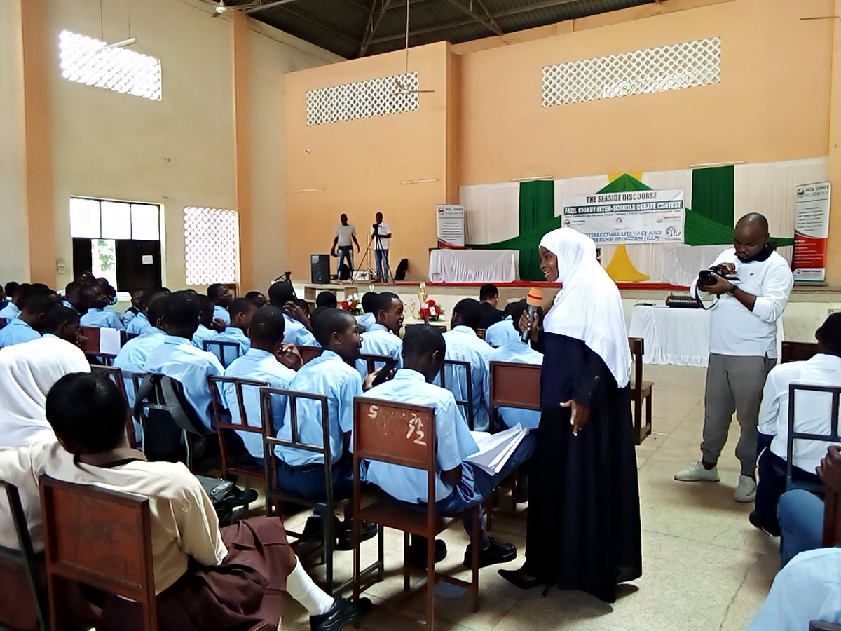 Samba4Youth's tweet photo. #TheSeaSideDiscourse
It's 10am and the activity has just began.
So far 5 out of 10 schools have arrived. And many are joining.
Where are you? Are you still coming๐
#SDGsDebateContestKwale https://t.co/tgr7PTBwPN