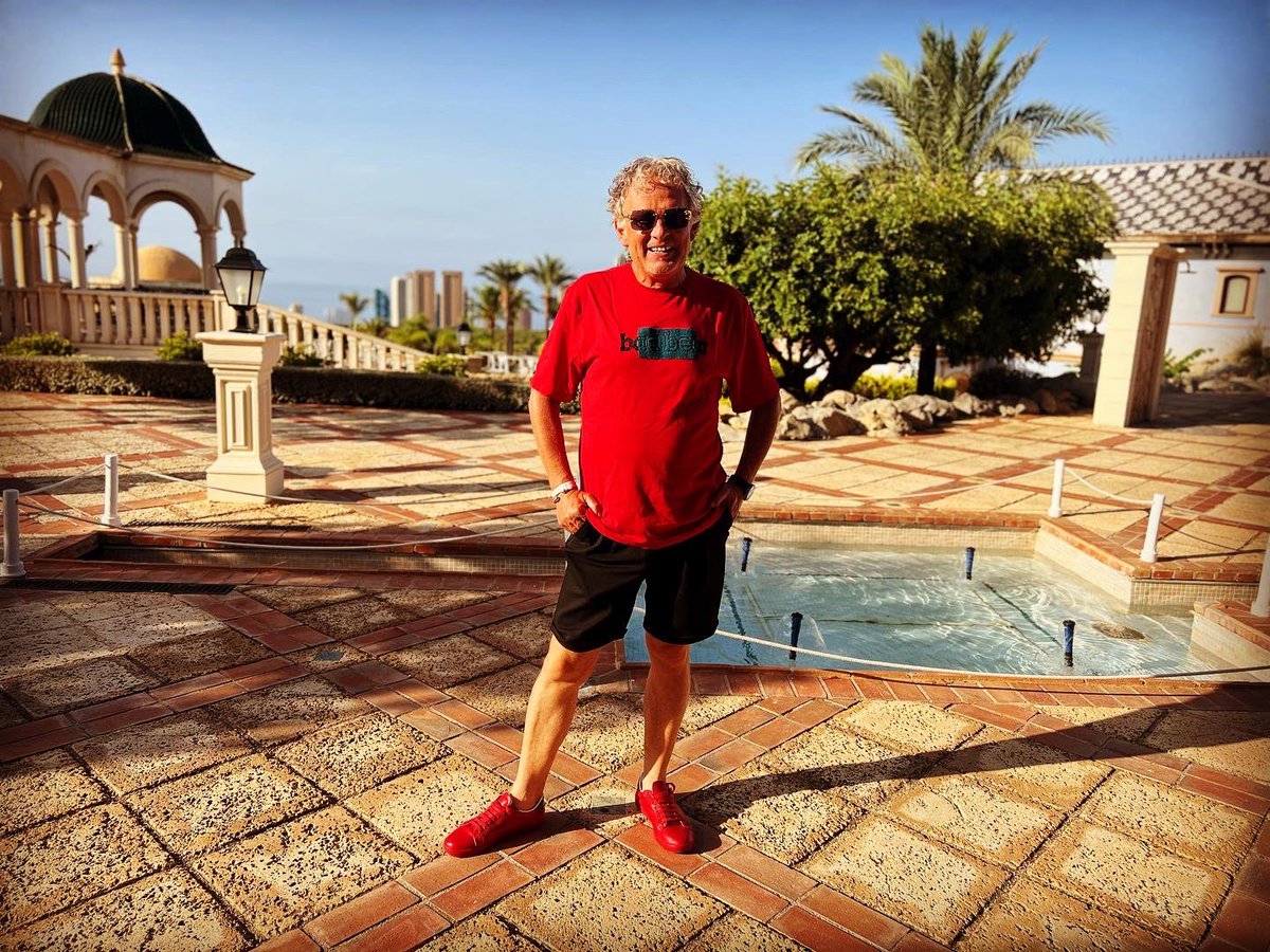 LeonardMiron's tweet photo. #morningvibes #musicforbreakfast #meliavillaitana @MeliaHtlResorts @MeliaHotelsInt @Melia_Rewards @GabrielEscarrer @Tripadvisor #perfectplace https://t.co/orIQ3scHeJ