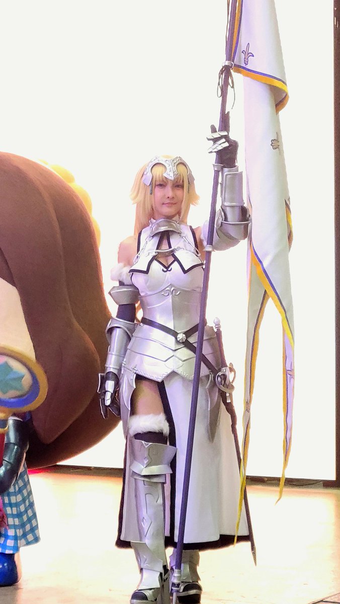 ジャンヌ「目があったらポーズをとってくれたファンサの鬼のジャンヌとはちゃめちゃに格好いいサ」|いちかのイラスト
