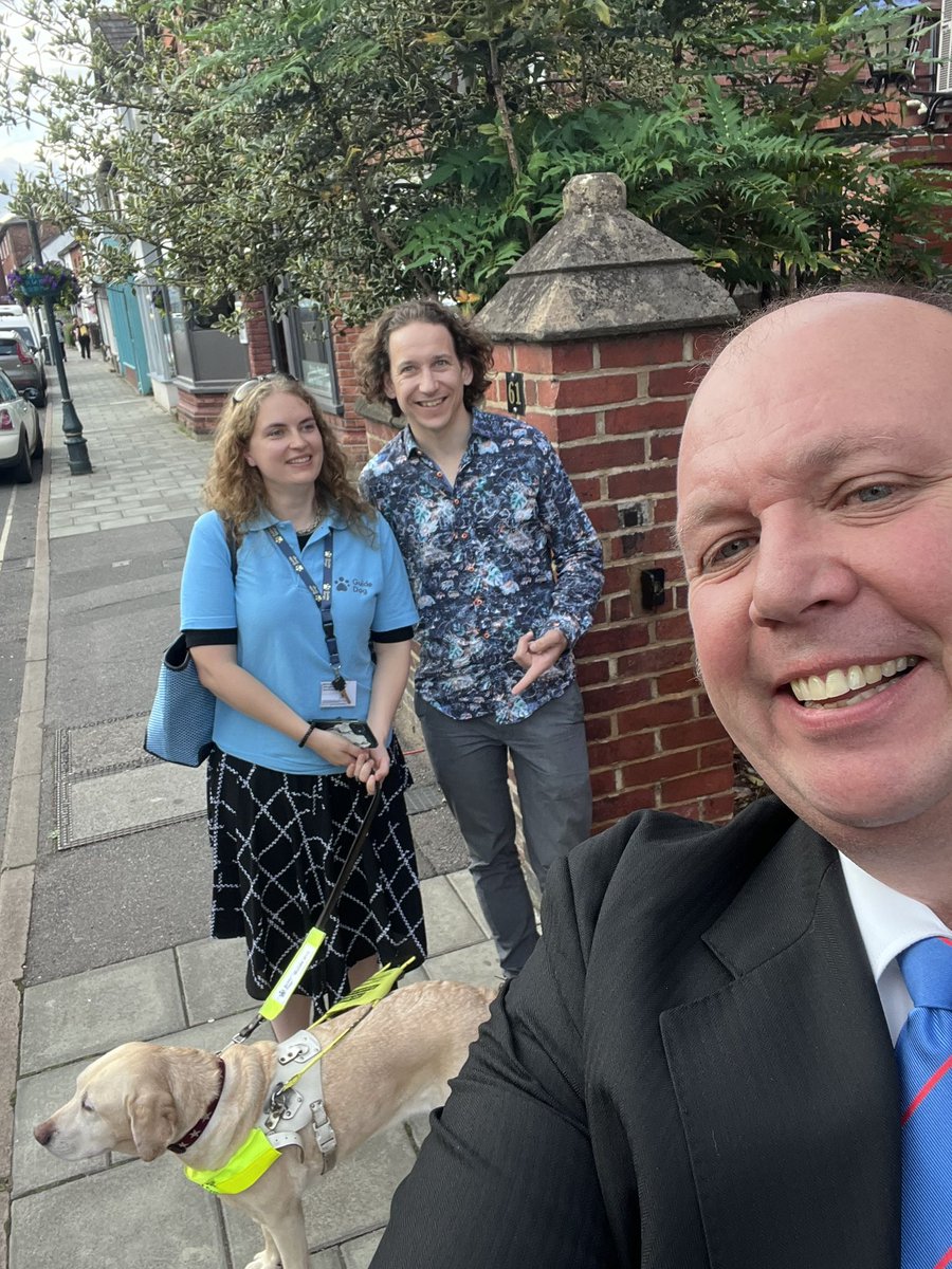 Great informative talk and cheque presentation to <a href="/guidedogs/">Guide Dogs</a> at Regattas Lodge, Henley, last night. Thank you Anica, Chris and Lassie @OxfordshirePGL