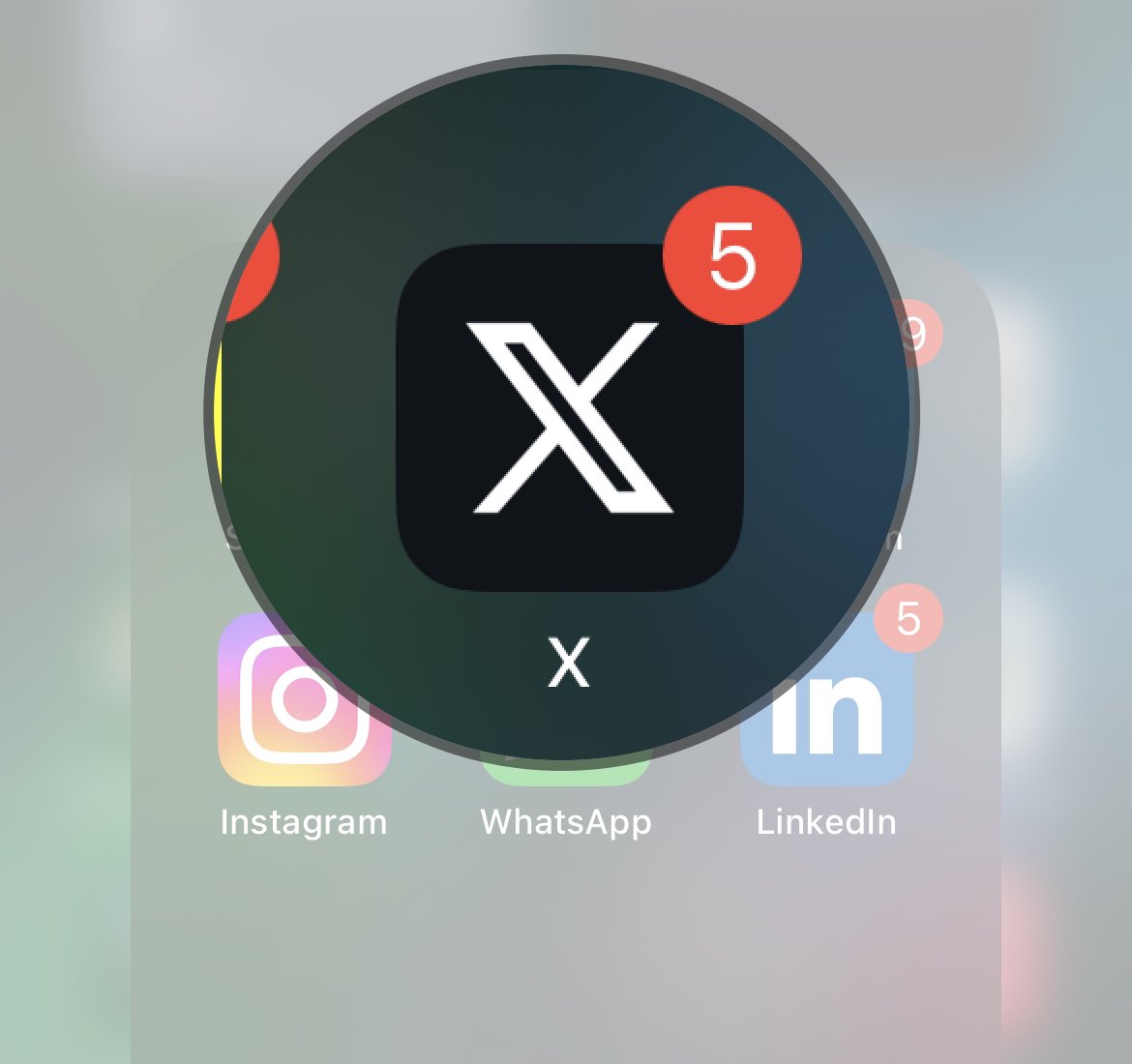 TheKickAgarwal's tweet photo. I swear this is not a porn app 
#XTwitter #x https://t.co/pNbJkzb7mh