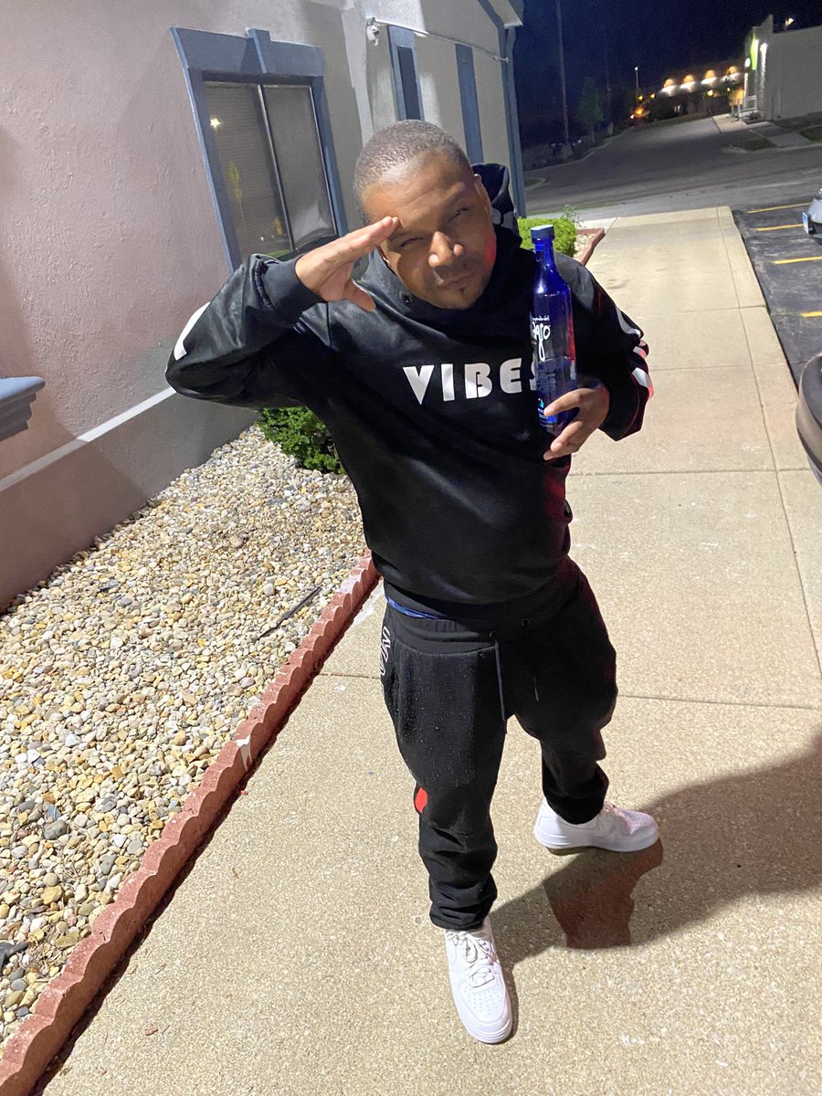 bigdripgod22 tweet picture