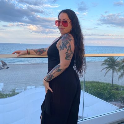 pug__lyfe's tweet photo. #NewProfilePic https://t.co/qzOaIlR7gV
