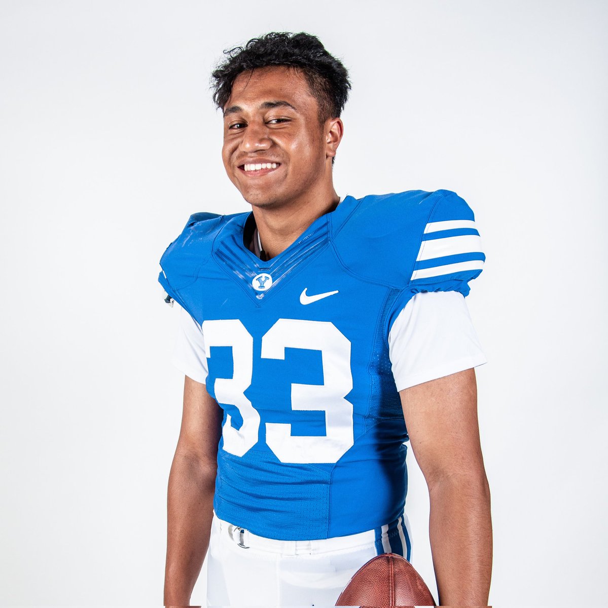 drasonhavea's tweet photo. I'm still committed to play football @BYU! Life threw a curveball! Tore my ACL, lost my scholarship but I'm not giving up! Working hard to make a comeback... Determination and dedication on full display! Rizziliency #BYUfootball #ComebackKid #NeverGiveUp #GoCougs https://t.co/dMcADJR0DB
