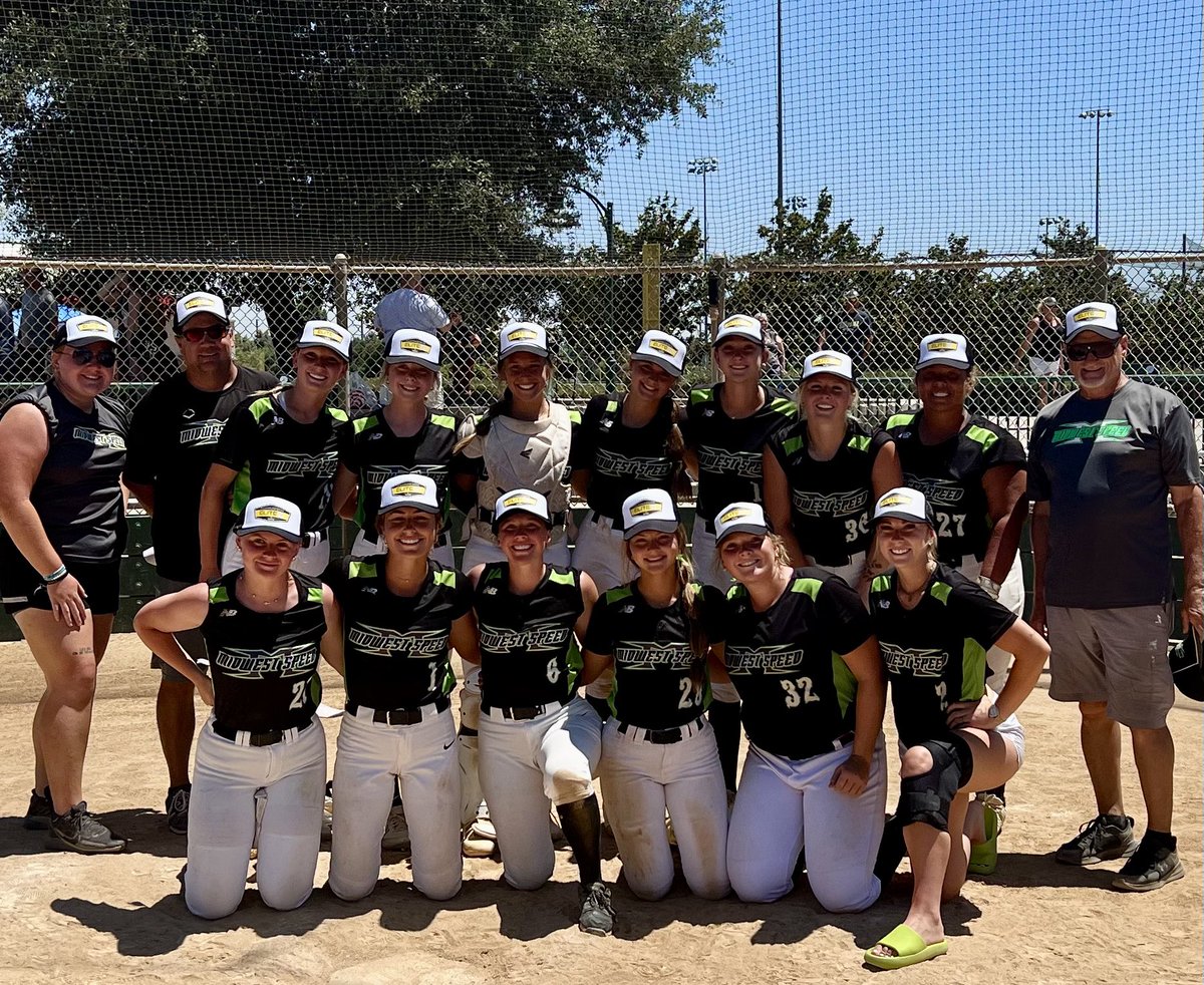 The fight isn’t over yet! Tier 2 Final four at Alliance Nationals. Let’s go!!! #family #rollspeed