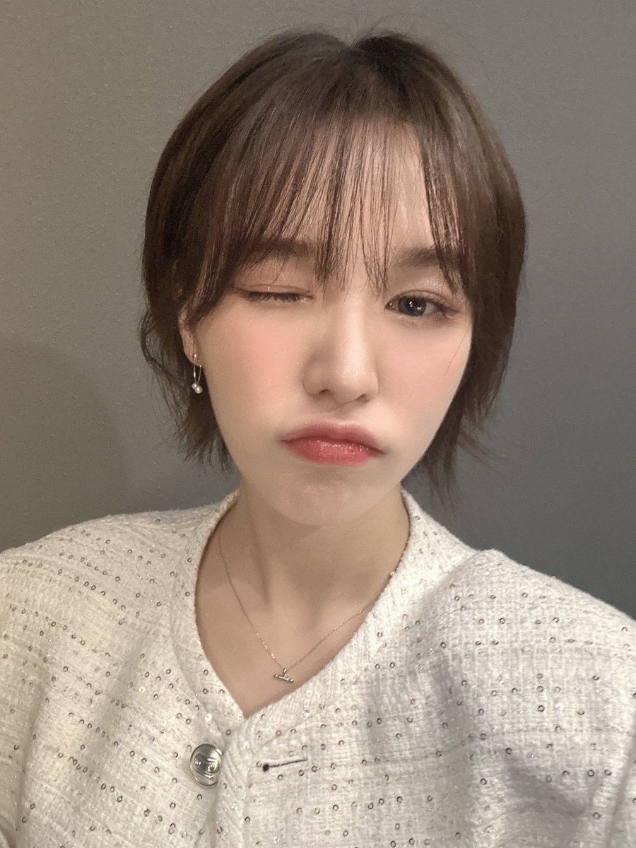 Red Velvet tweet media